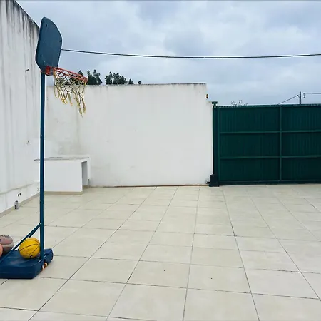 Vivenda Maria Da Nazare *