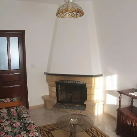 Vivenda Maria Da Nazare