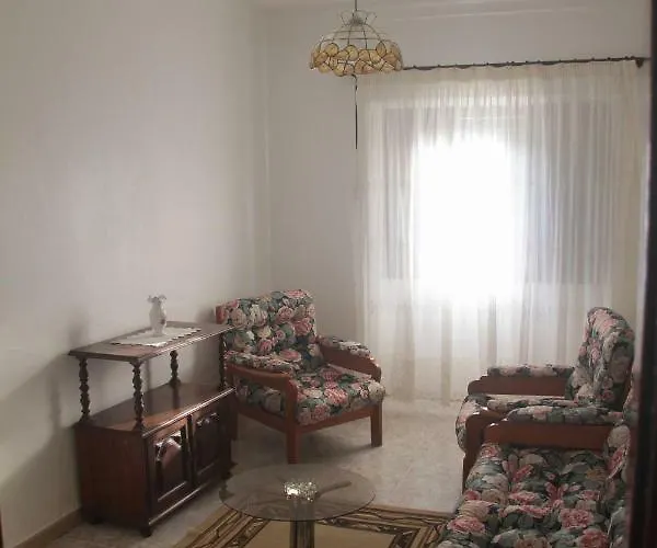 Vivenda Maria Da Nazare * Picamilho