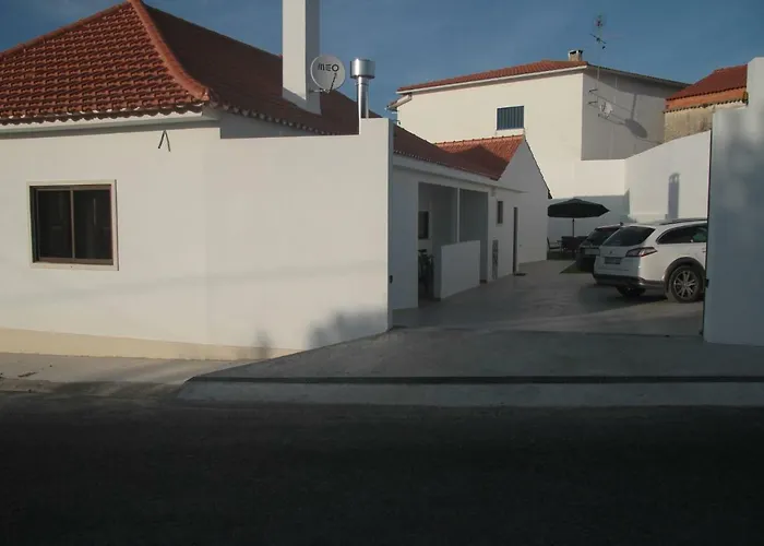 Vivenda Maria Da Nazaré *